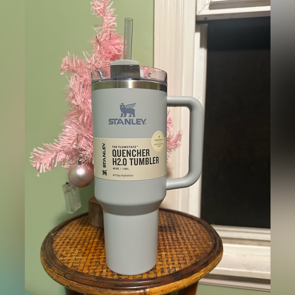 Stanley Hearth n Hand Target Edition Silver Foil